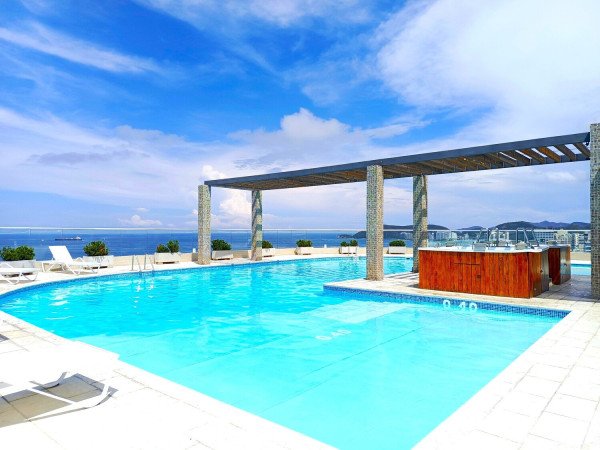 Apartamento VIP | Piscinas + Jacuzzi | Exclusivo