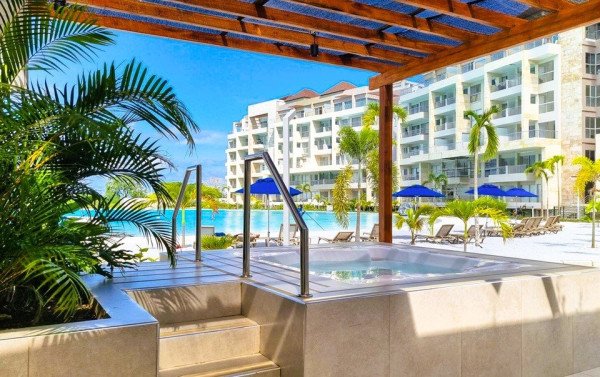 Escapada a Cartagena Baia Kristal